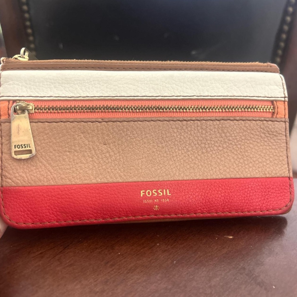 Fossil Women's Multicolor Leather Wallet